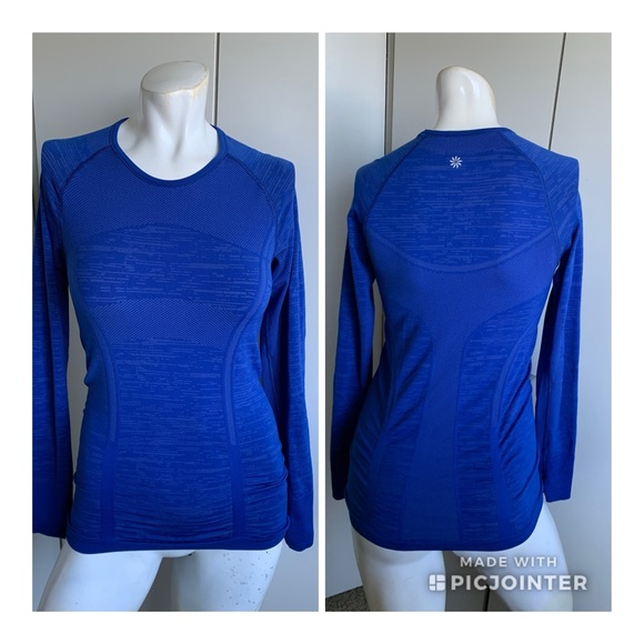 Athleta XS ruching back panels blue long sleeve T-shirt - Picture 1 of 6